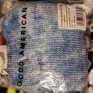 Good American swimsuit